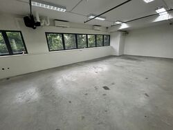 Carros Centre (D25), Factory #595807941